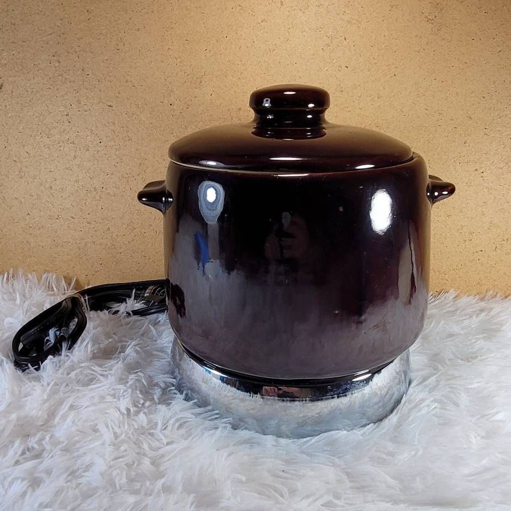 Vintage West Bend Electric Brown Stoneware Bean Pot Patio Server